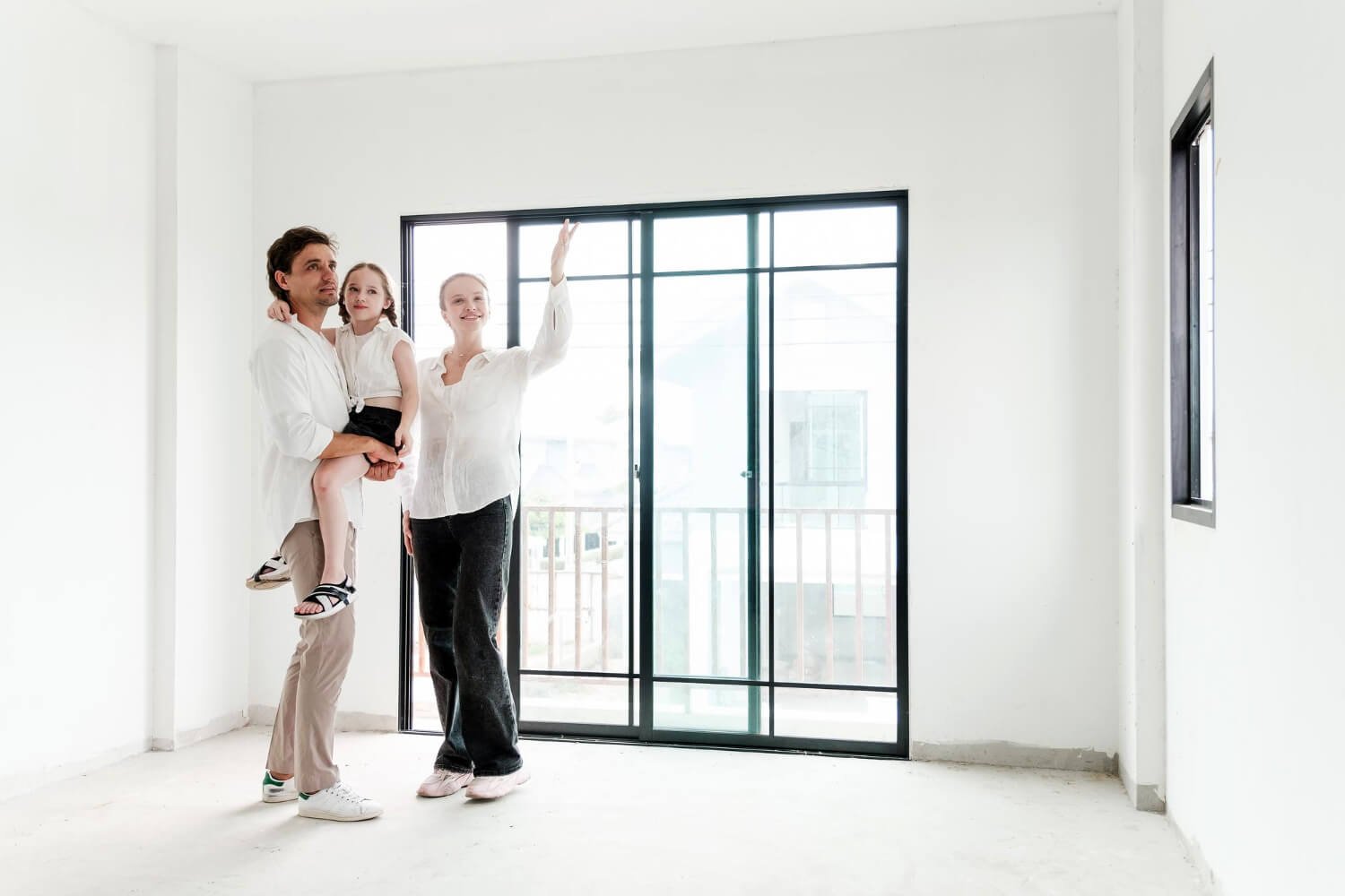 המדריך לרכישת דלתות כניסה ופנים במבצע